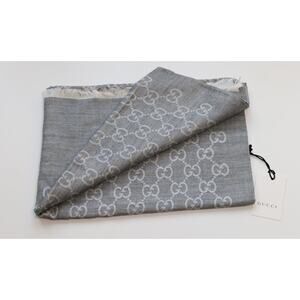 Gucci Gray Wool Square Jacquard GG Scarf